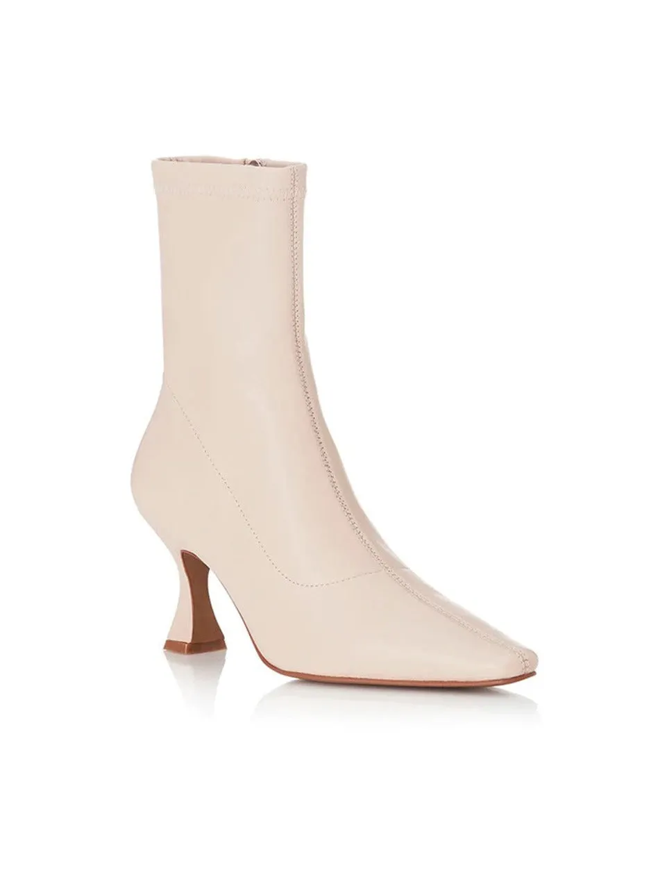 Alias Mae Lani Boot in Cream