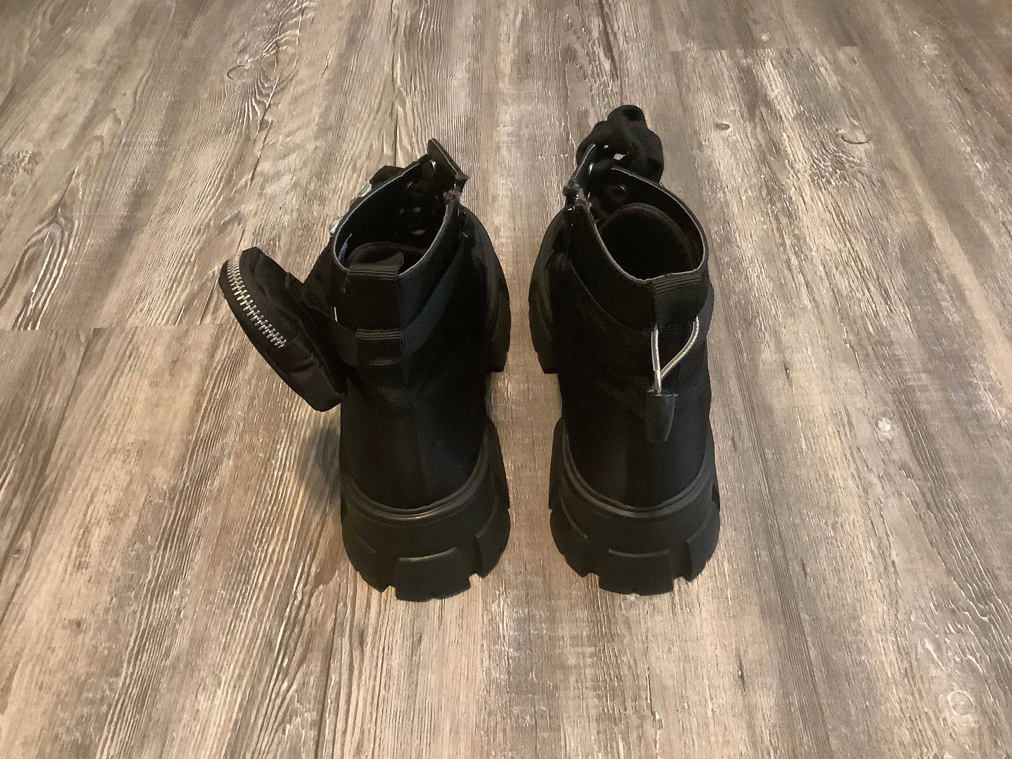 Black Boots Combat Steve Madden, Size 9