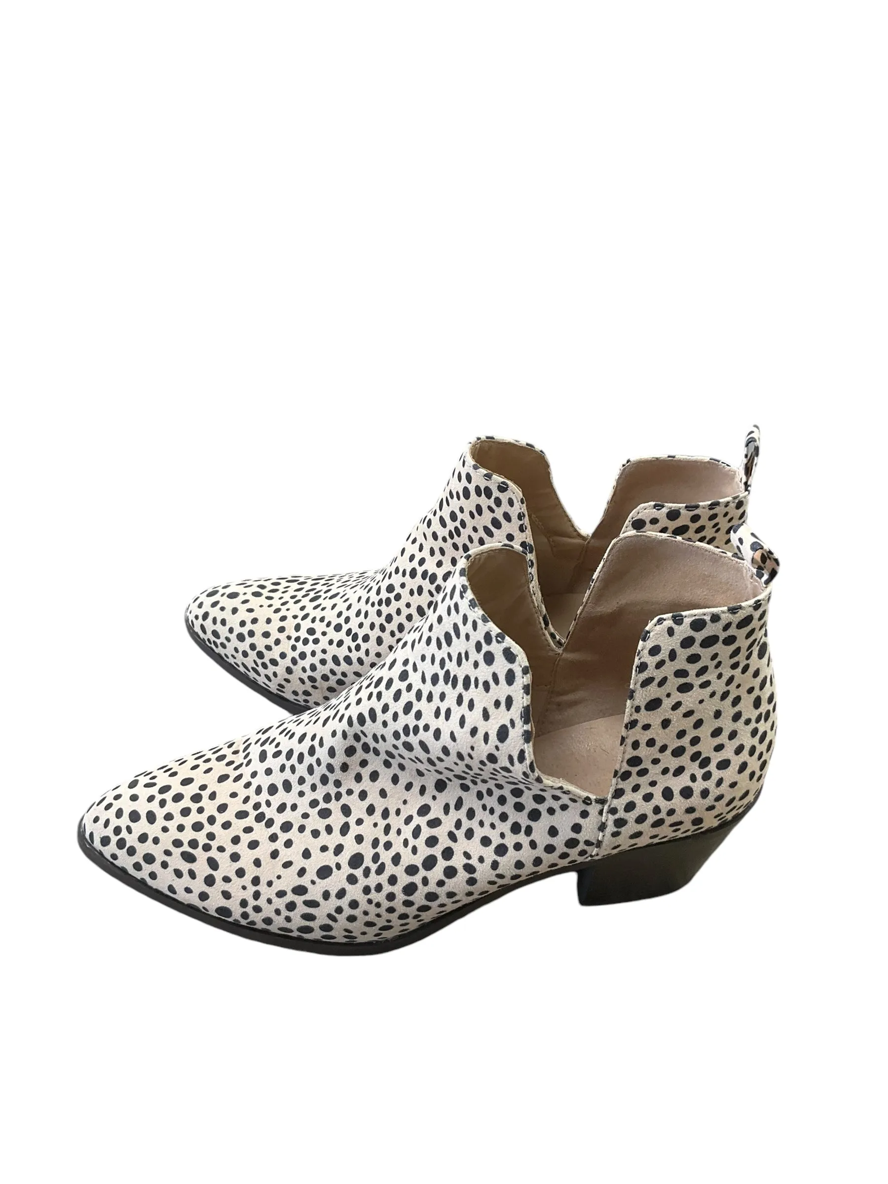 Boots Ankle Heels By Clothes Mentor In Animal Print, Size: 12