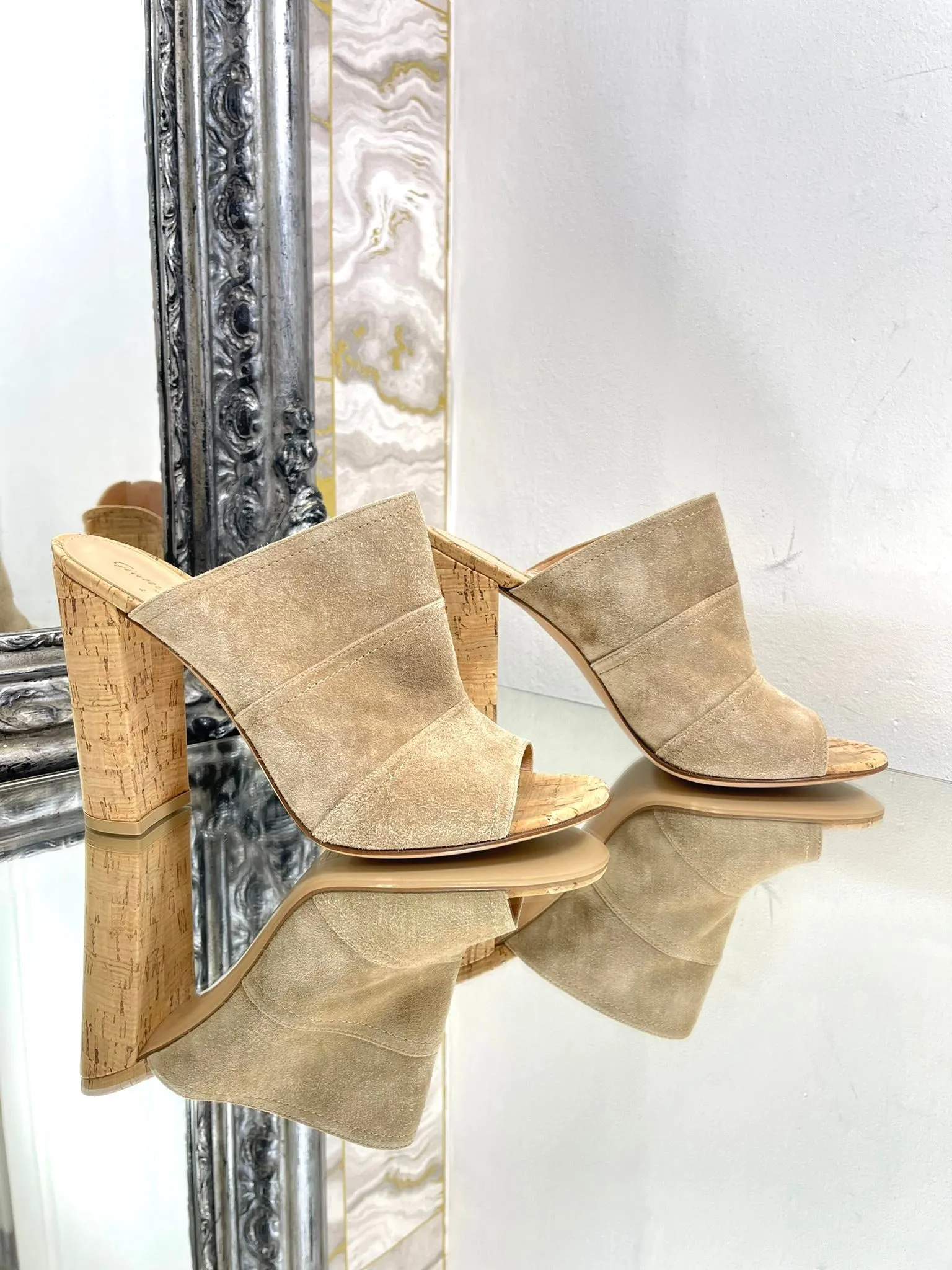 Gianvito Rossi Suede Mules. Size 40