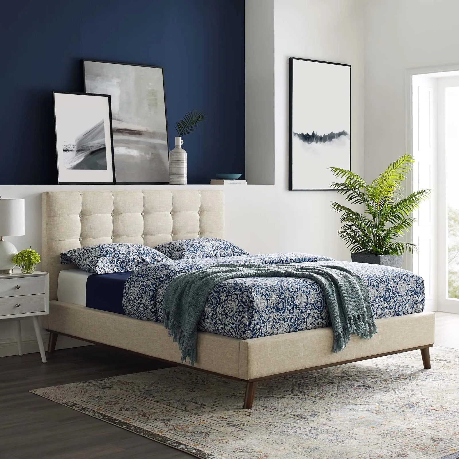 McKenzie Biscuit Tufted Upholstered Fabric Platform Bed